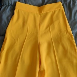 Zara SS17 yellow culottes
